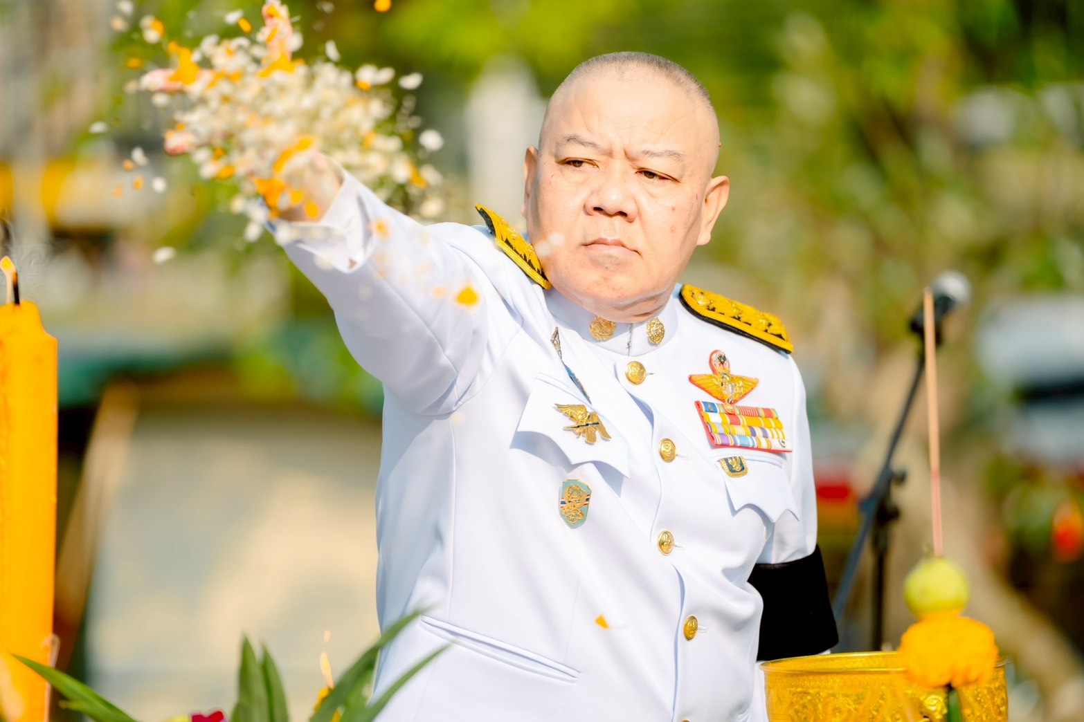 title - วันที่ 18 มกราคม 2569 นายวิทูล ปฏิรูปที่ดินจังหวัดปราจีนบุรี มอบหมายให้ ข้าราชการ  และเจ้าหน้าที่ ส.ป.ก.ปราจีนบุรี เข้าร่วมพิธี วางพานพุ่มถวายสักการะ ศาลสมเด็จพระนเรศวรมหาราช เนื่องในวันยุทธหัตถีของสมเด็จพระนเรศวรมหาราช